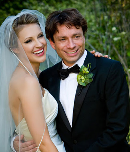 Chris Kattan and Sunshine Deia Tutt at their wedding